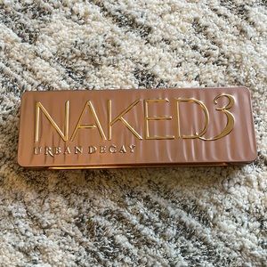 Urban Decay Naked 3 Eye shadow